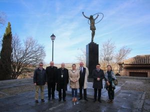 EL CRISTO MASÓN QUE BENDICE EL ARZOBISPO DE TOLEDO