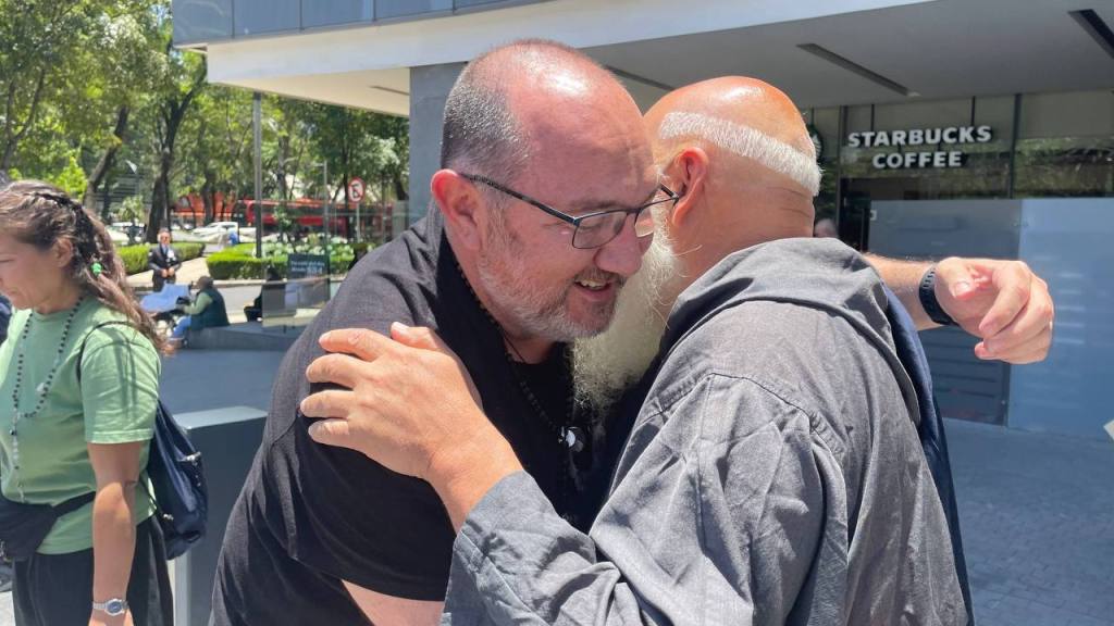 MISIÓN DEL VERDADERO SACERDOTE 